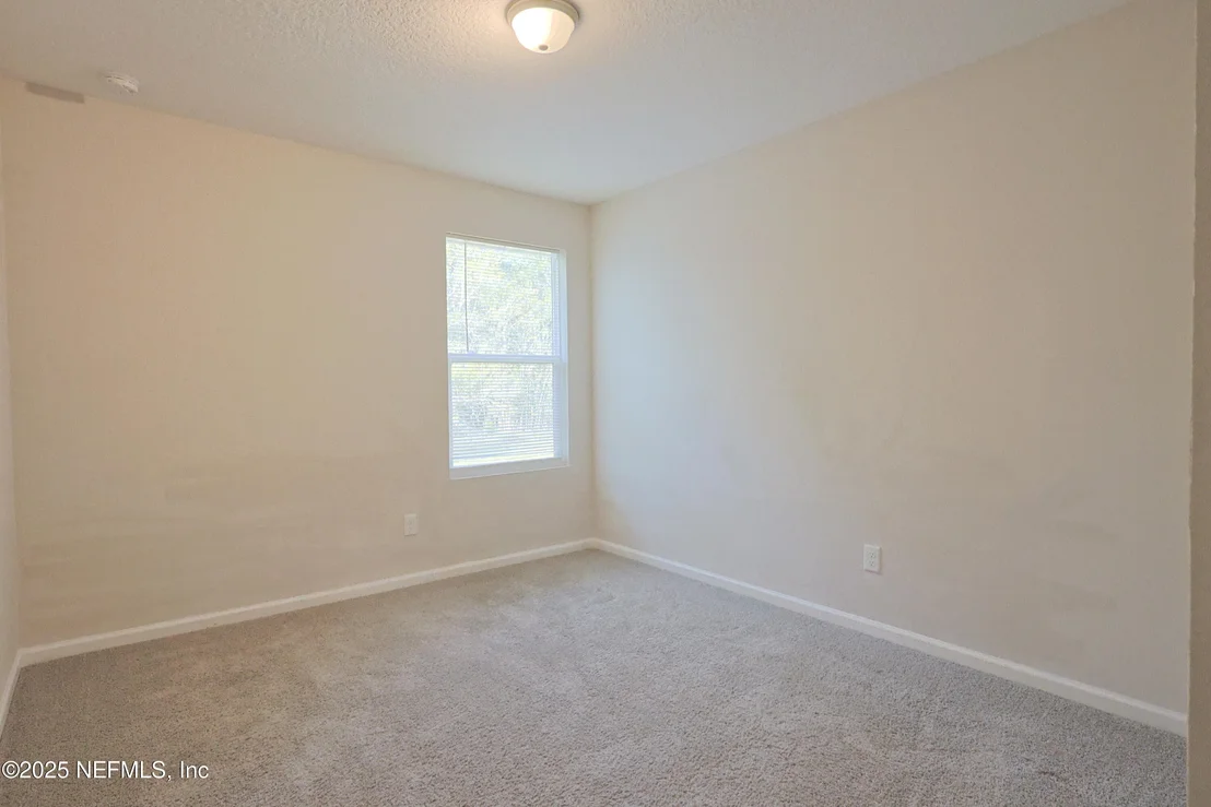 Photo of 52 PEPPERMINT Avenue