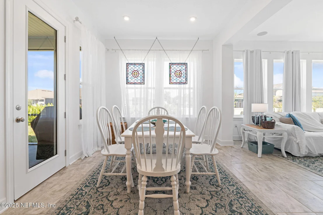 Photo of 63 BRADDOCK Court
