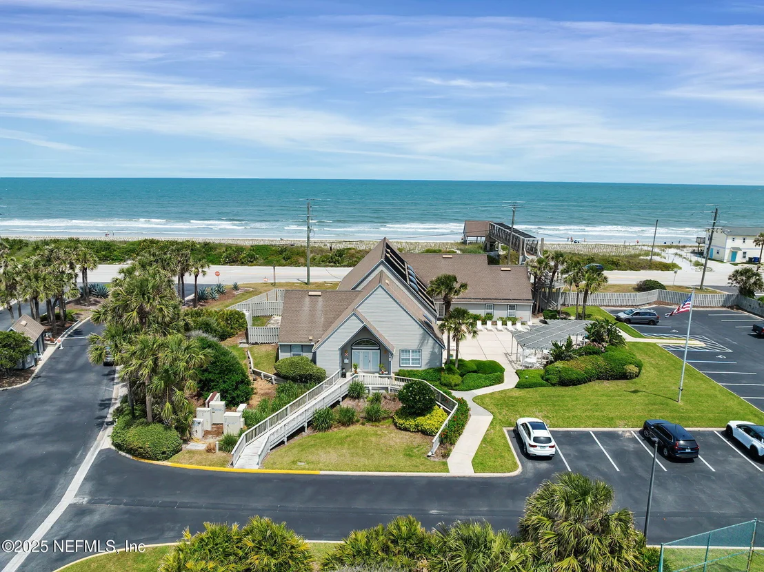 Photo of 107 HAMMOCK Circle