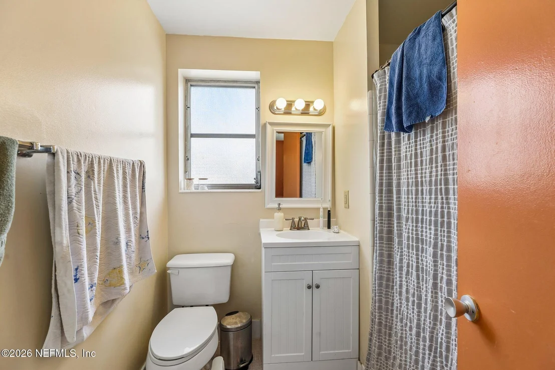 Photo of 1189 CROWN Drive