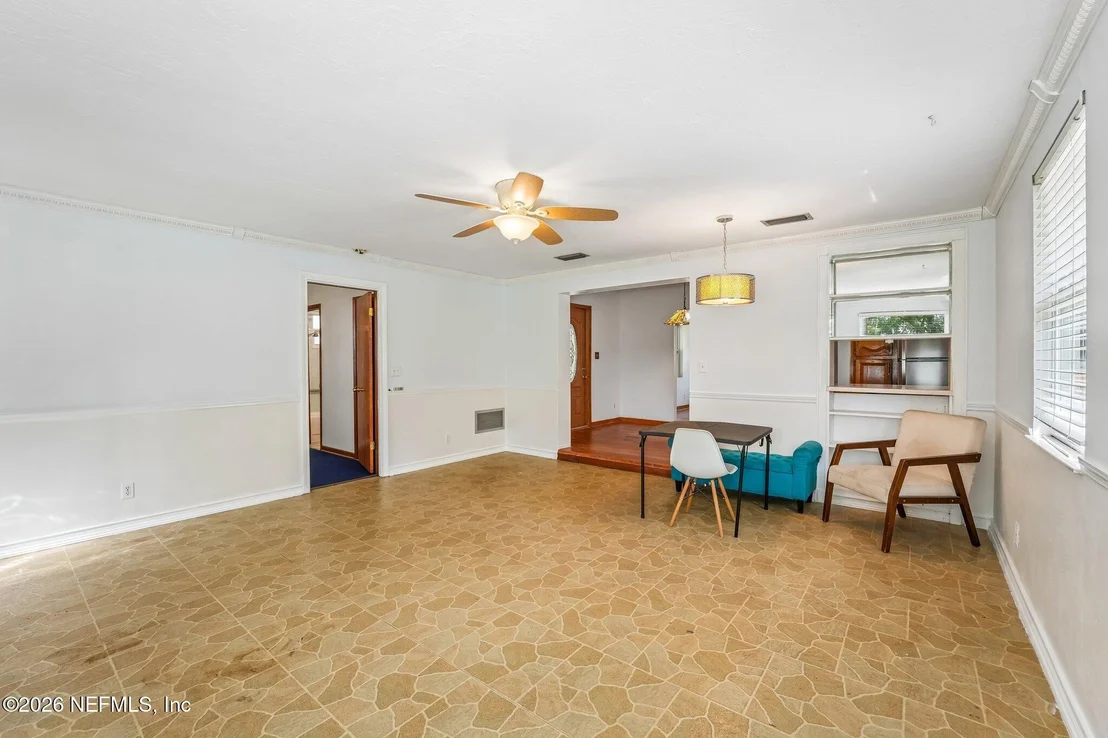 Photo of 1112 BAISDEN Road