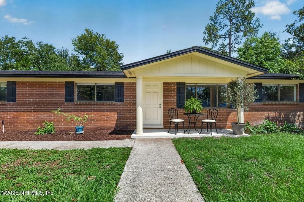 Photo of 9925 TIMBERLAKE Drive