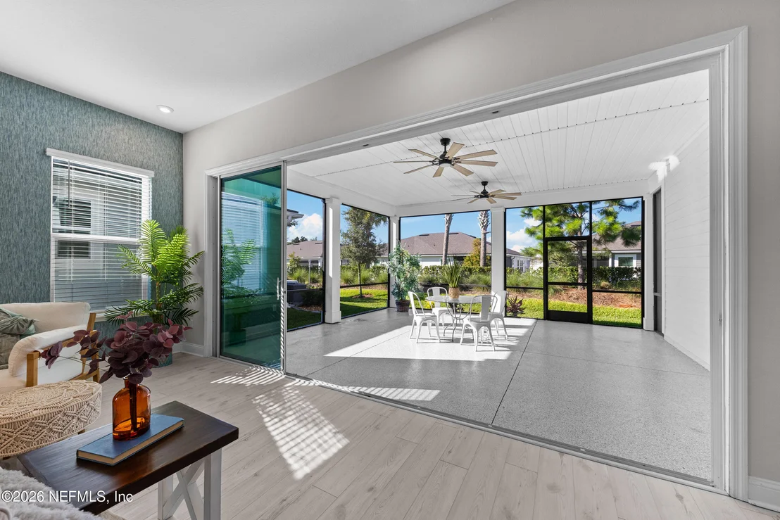 Photo of 383 LADYSLIPPER Drive