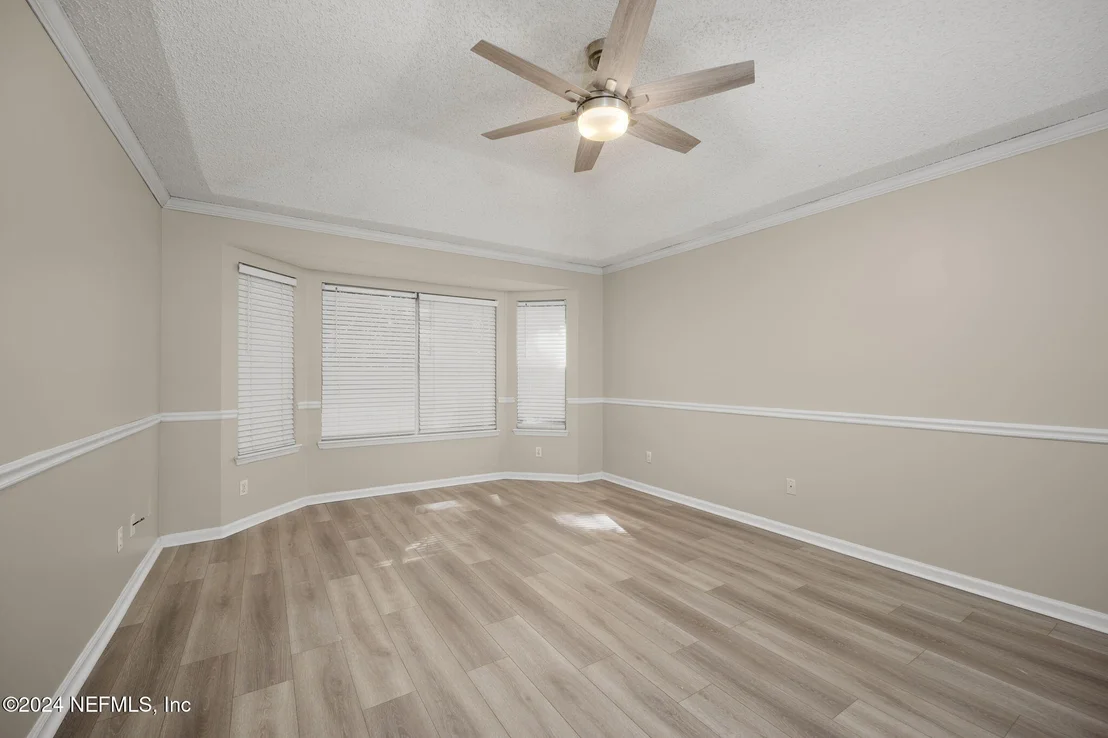 Photo of 312 SOUTHLAKE Drive