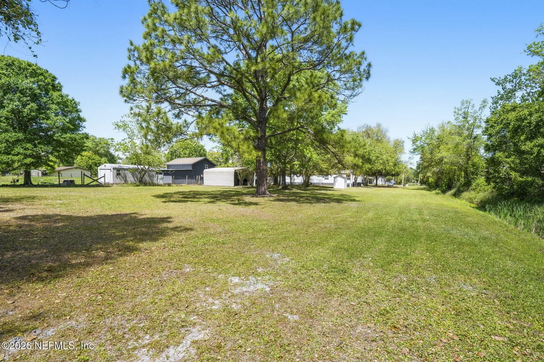 Photo of 2072 SARA LYNN Drive