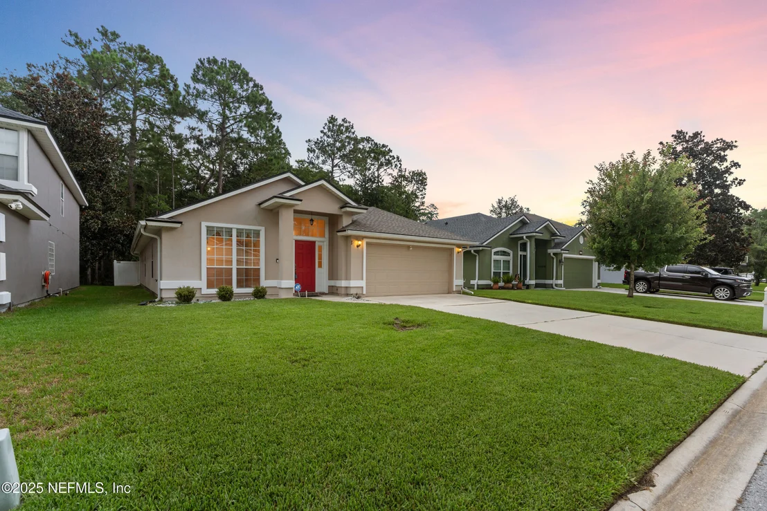 Photo of 648 E TROPICAL TRACE
