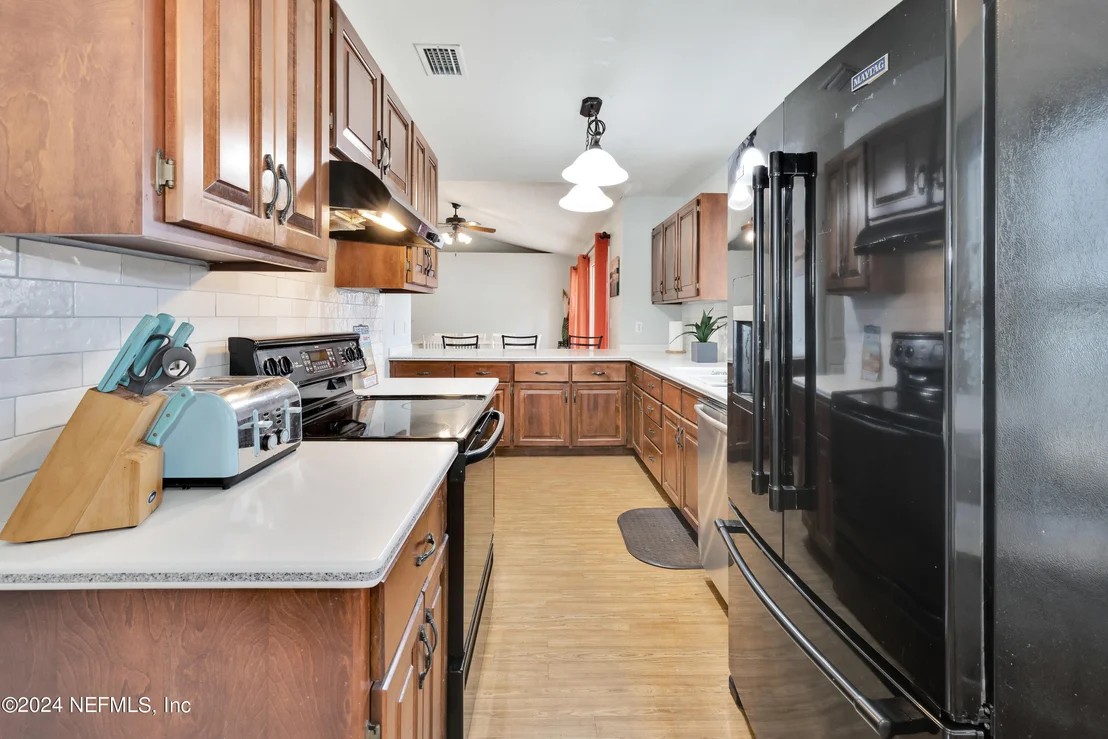 Photo of 334 N COUNTY ROAD 315