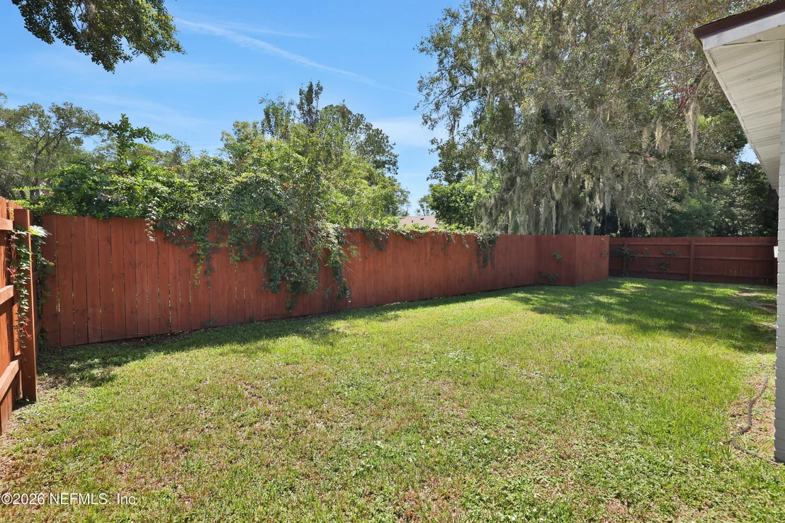 Photo of 5368 ROYCE Avenue