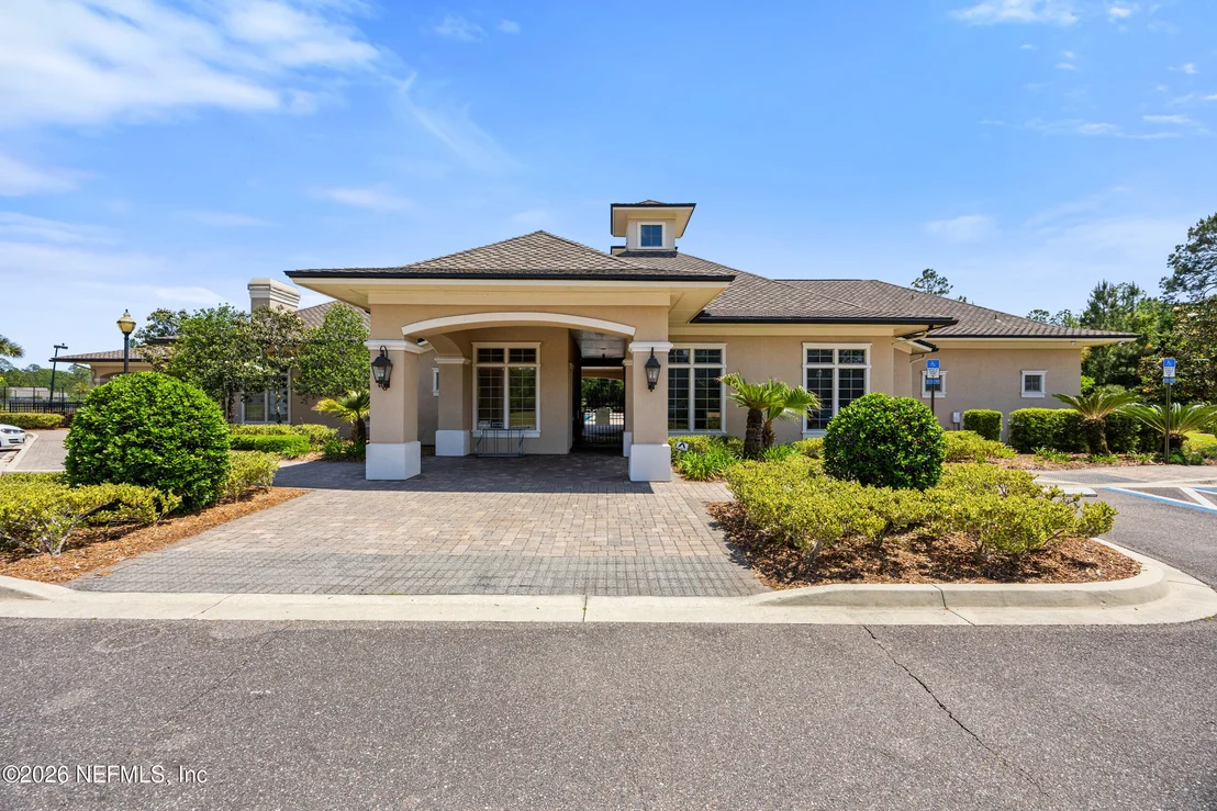 Photo of 70168 ROSEAPPLE Court