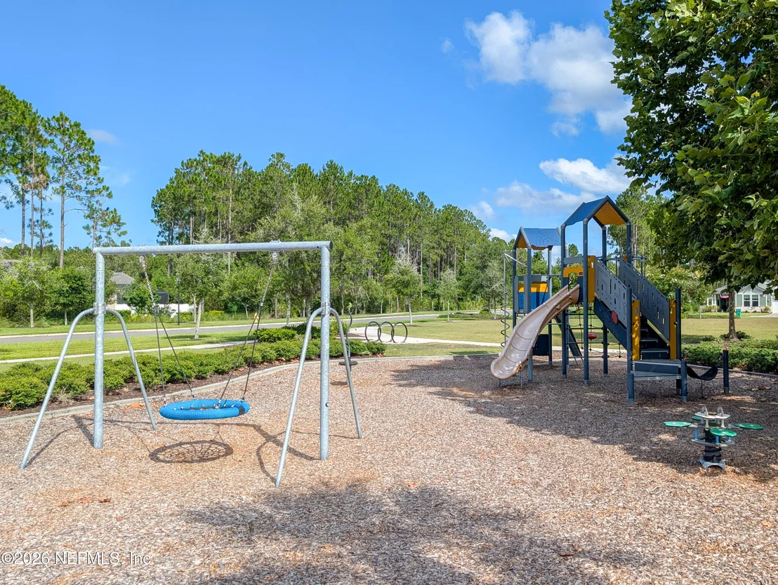 Photo of 152 CLOVERBROOK Road