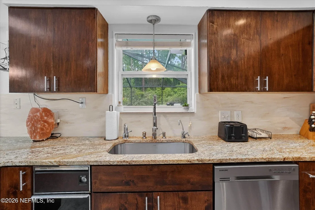 Photo of 116 MORNINGVIEW Place