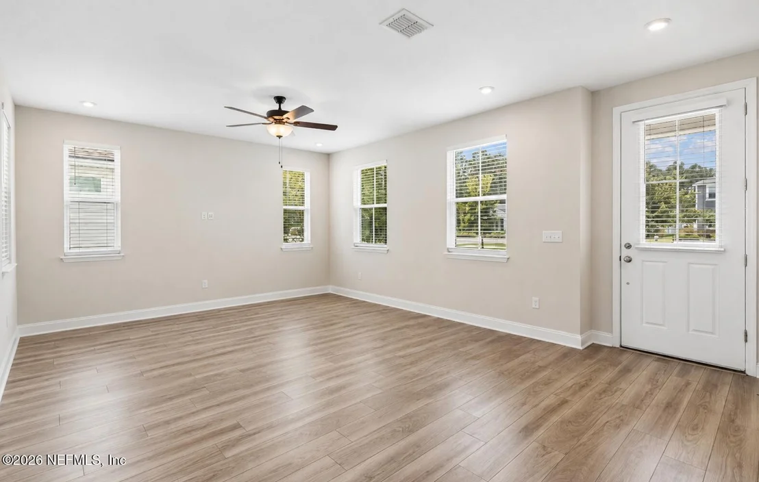 Photo of 676 PALMETTO Place