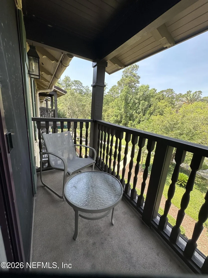 Photo of Unit 323 at 955 REGISTRY Boulevard