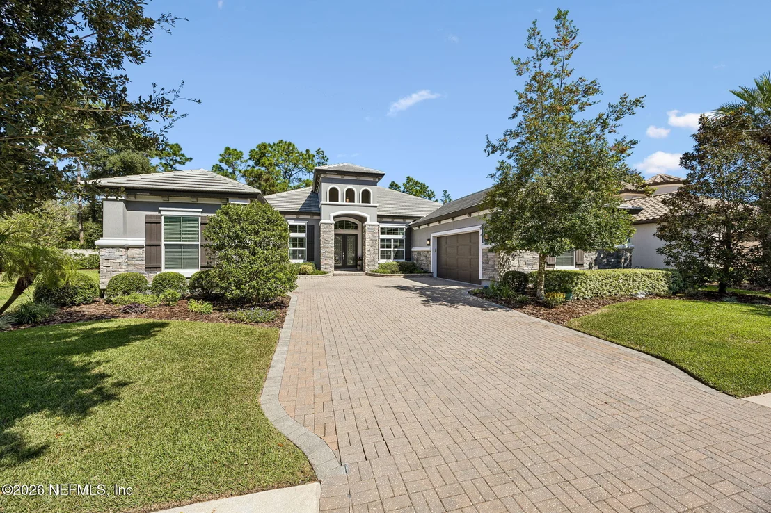 Photo of 35 AUBURNDALE Drive