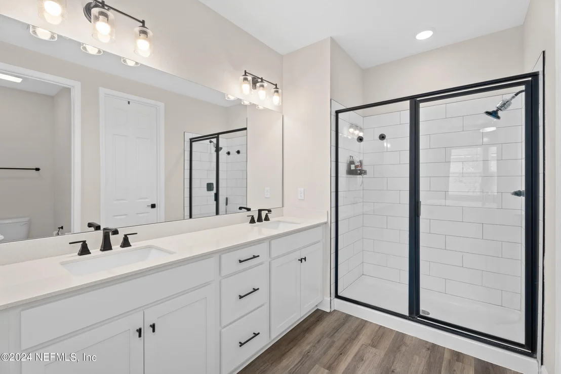 Photo of 75262 PLUMBAGO Trace