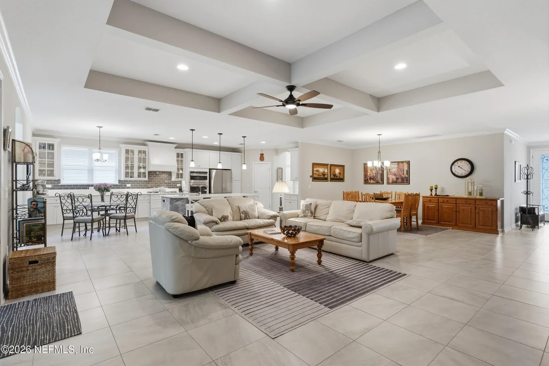 Photo of 24 GREENVIEW Lane
