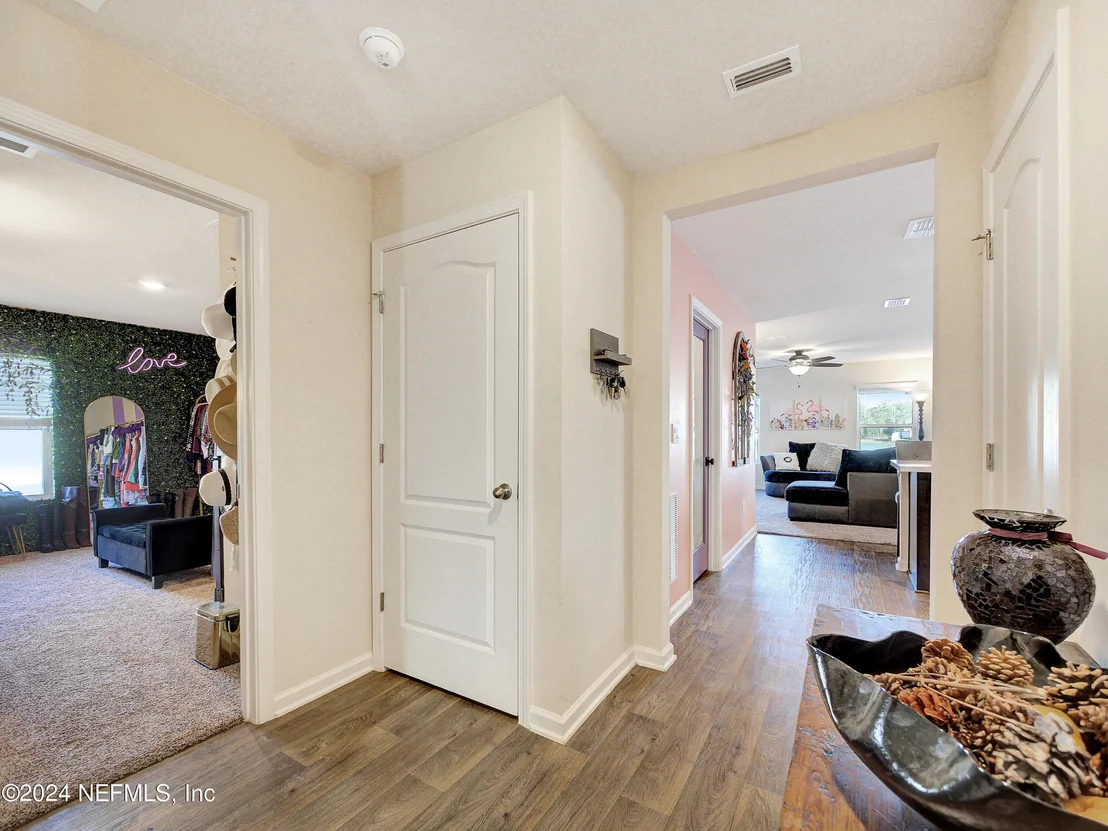 Photo of 379 FALCON RIDGE Road