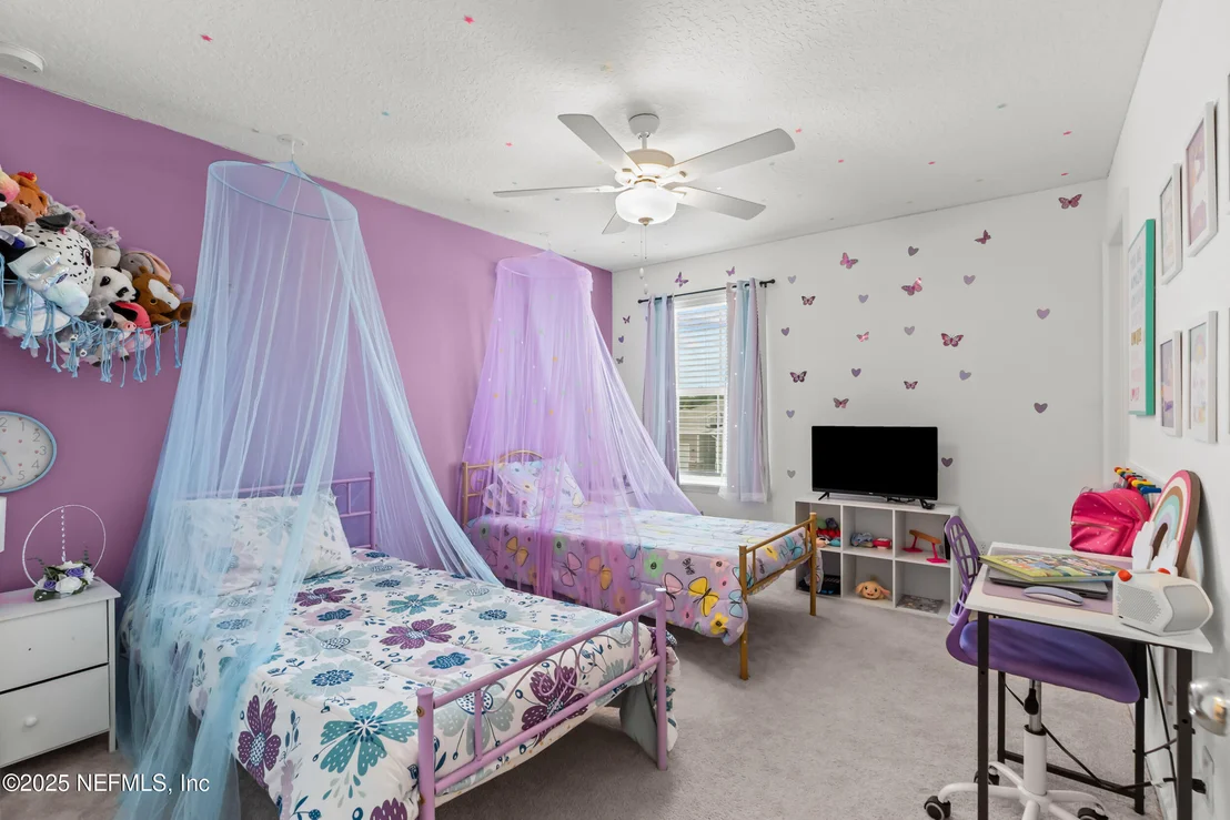 Photo of 9852 LOVAGE Lane