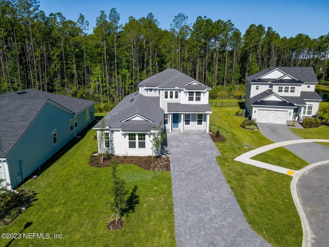 Photo of 557 PINE HAVEN Drive
