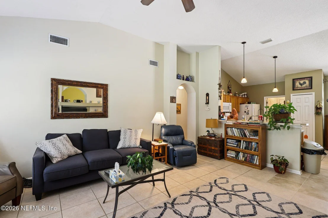 Photo of 1229 CACTUS CUT Road