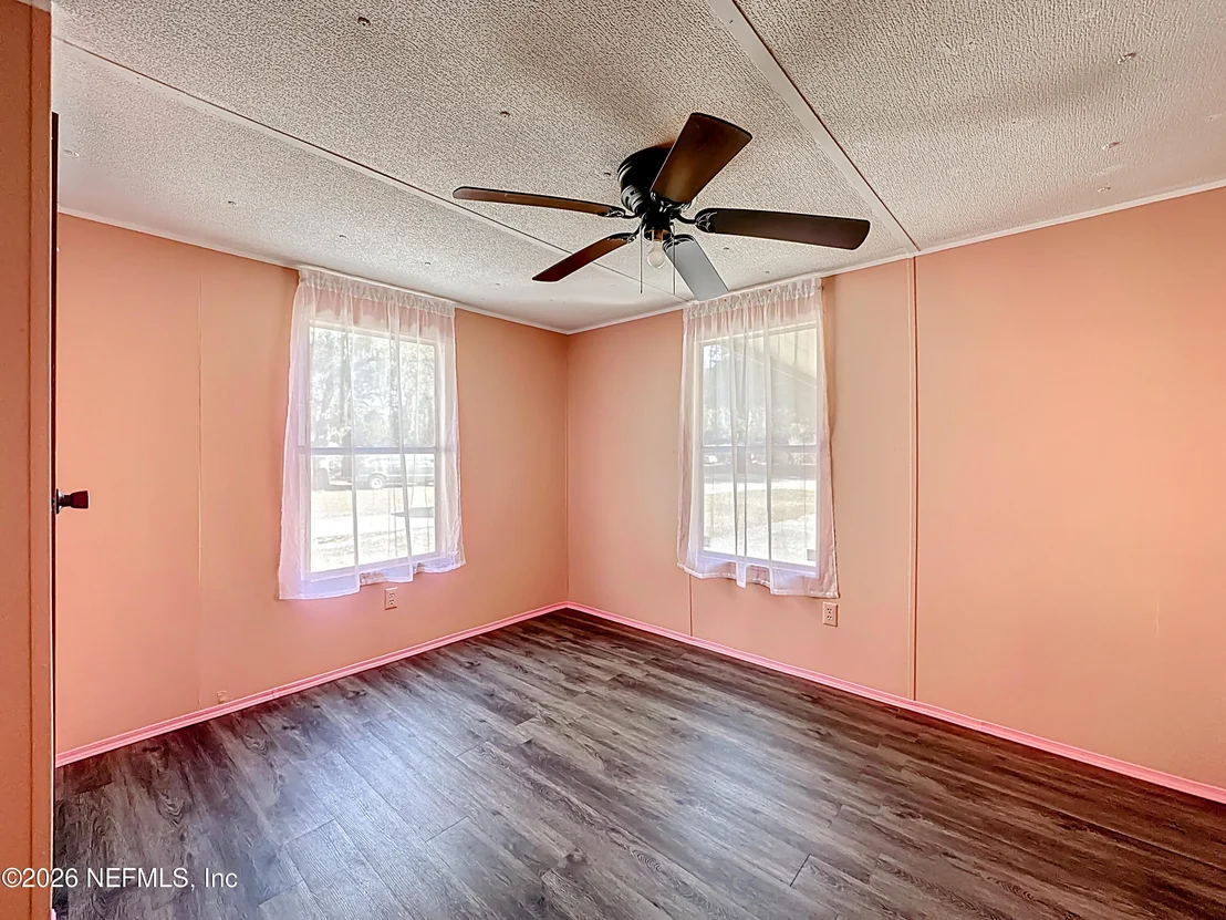 Photo of 133 REAVES Avenue