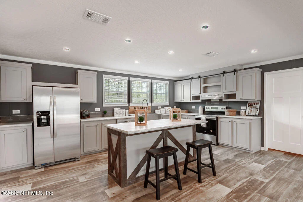 Photo of 230 REDEYE Road