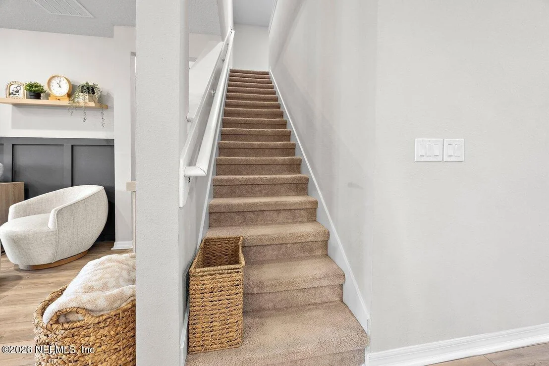 Photo of 174 MYRTLE OAK Court