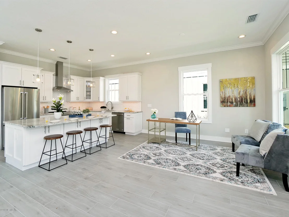 Photo of 232 DAVIS Street