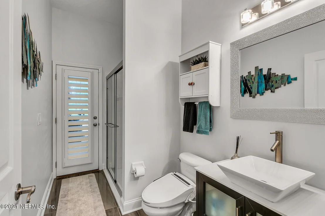Photo of 724 EAGLE POINT Drive