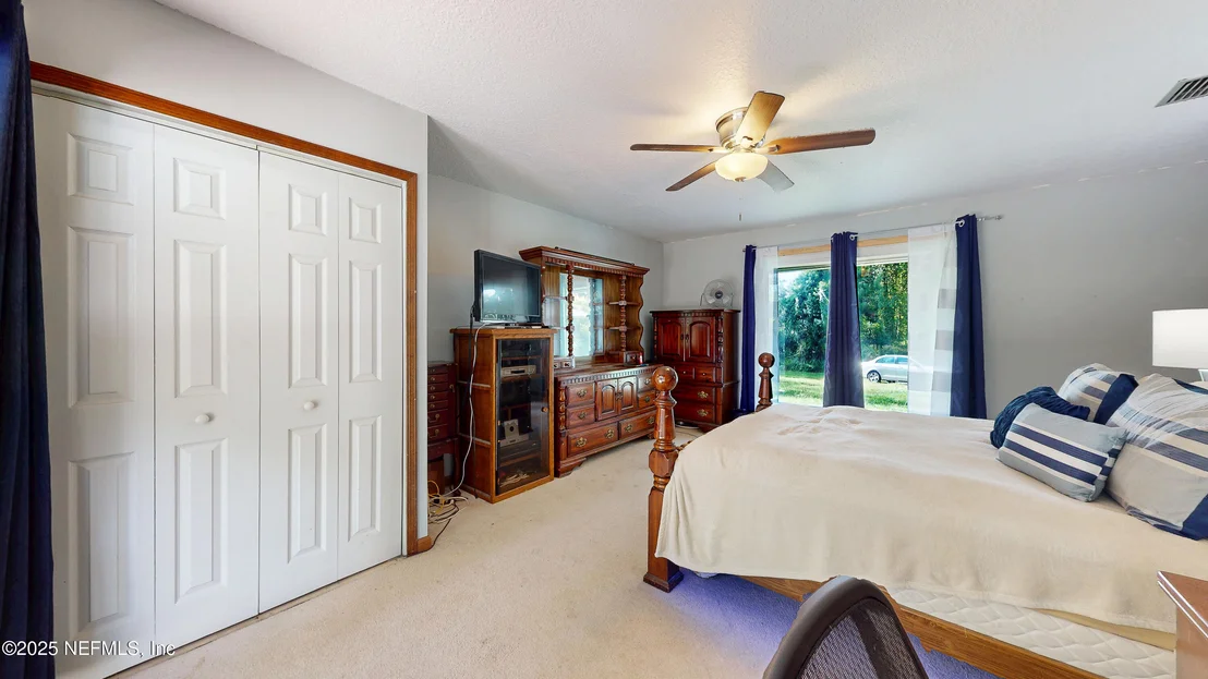 Photo of 2860 RAVINES Road