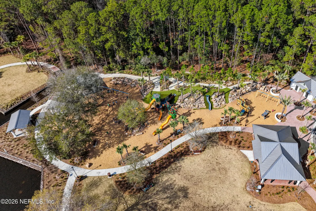 Photo of 2104 BLUFF VIEW Road