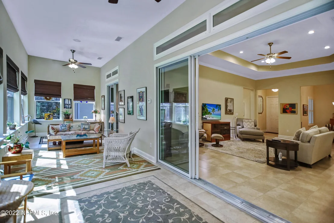 Photo of 1616 SUGAR LOAF Lane