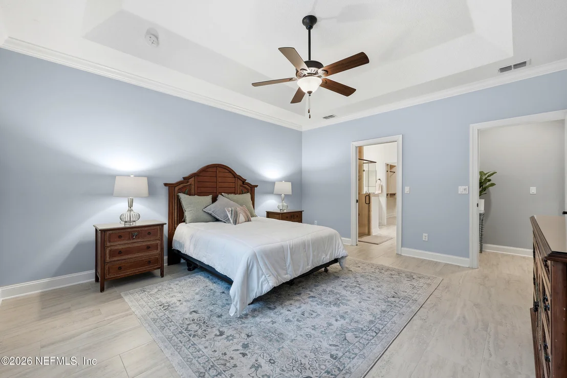 Photo of 382 SELOY Drive