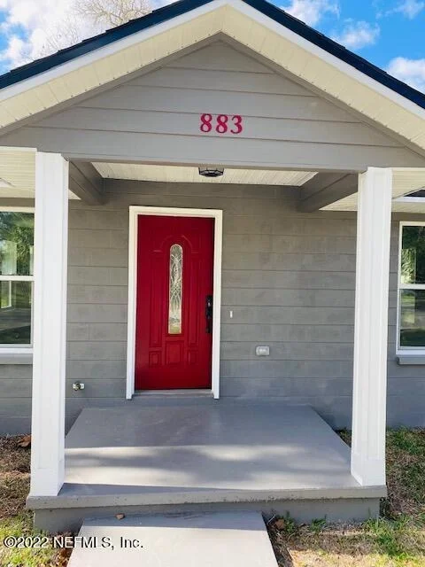 Photo of 883 N KELLER Street