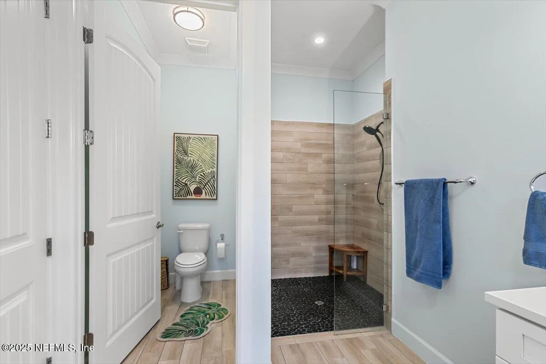 Photo of 175 OCEANVIEW Drive