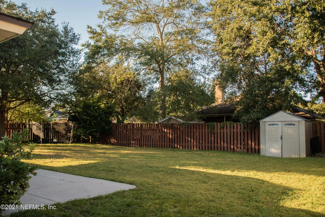 Photo of 71 LAKE RUN Boulevard