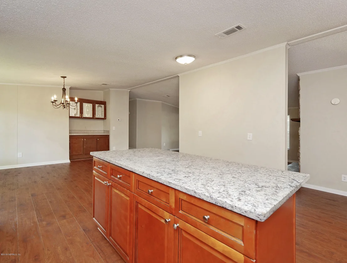 Photo of 7304 BOWDEN Circle