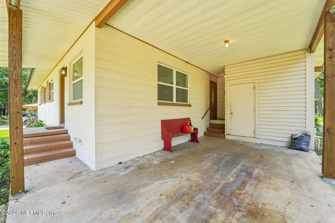 Photo of 1112 BAISDEN Road