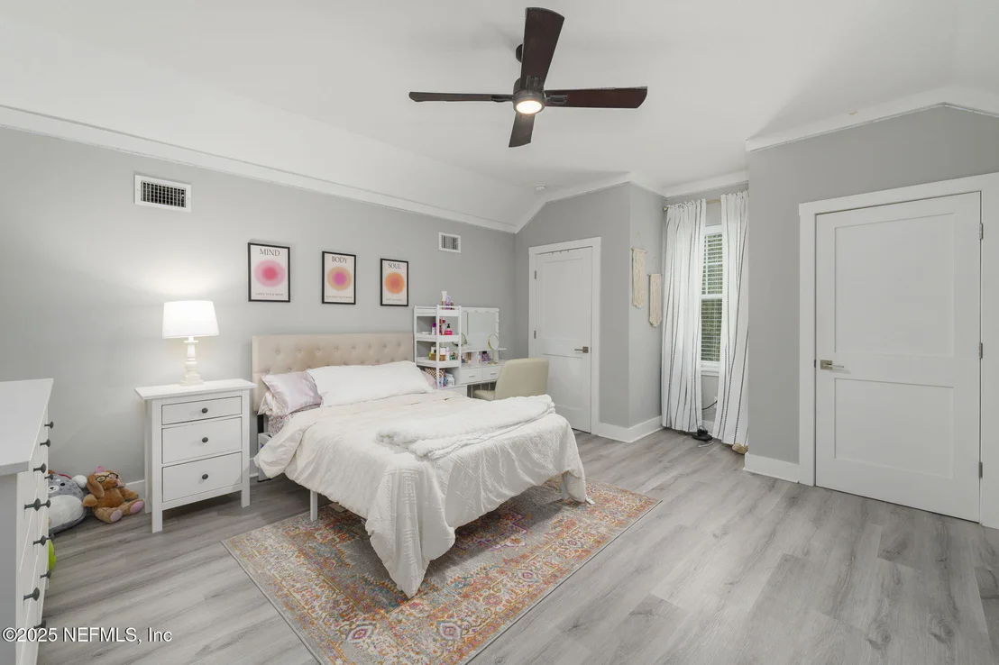 Photo of 1499 SHEFFIELD Road