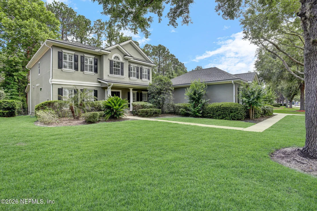 Photo of 1809 FOREST GLEN Way