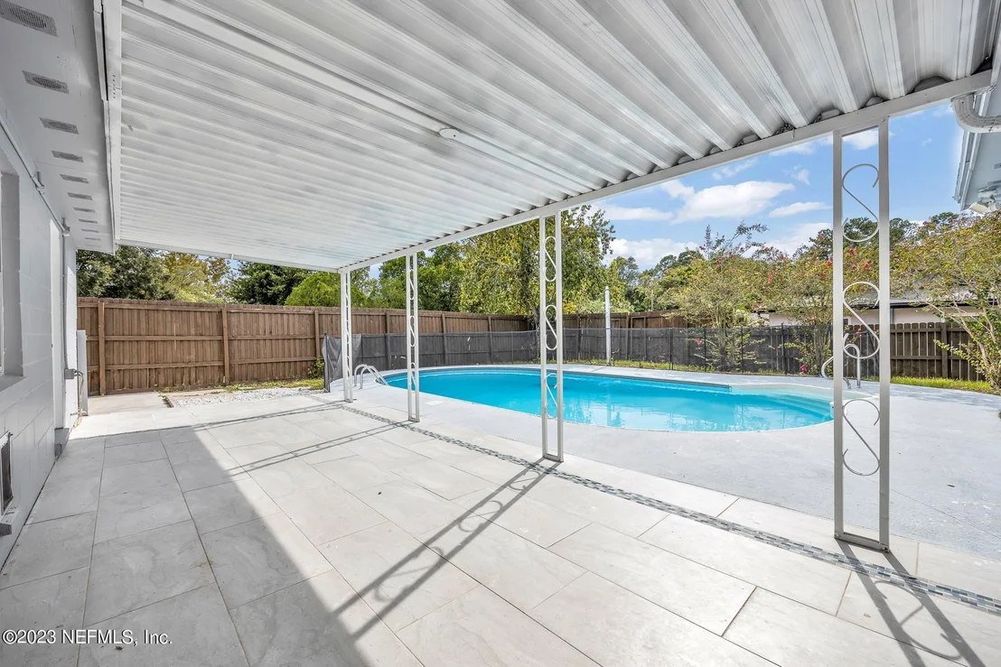 Photo of 6096 CHECKMATE Lane