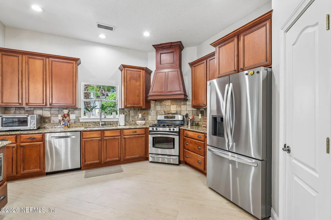 Photo of 2708 SHADE TREE Drive