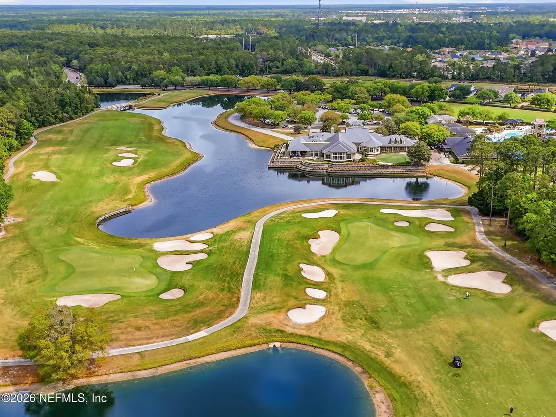 Photo of 907 BROOKHAVEN Drive