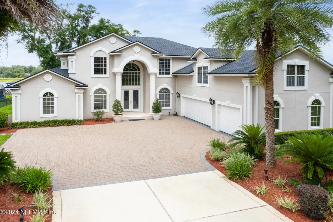 Photo of 1119 CEDAR BAY Road