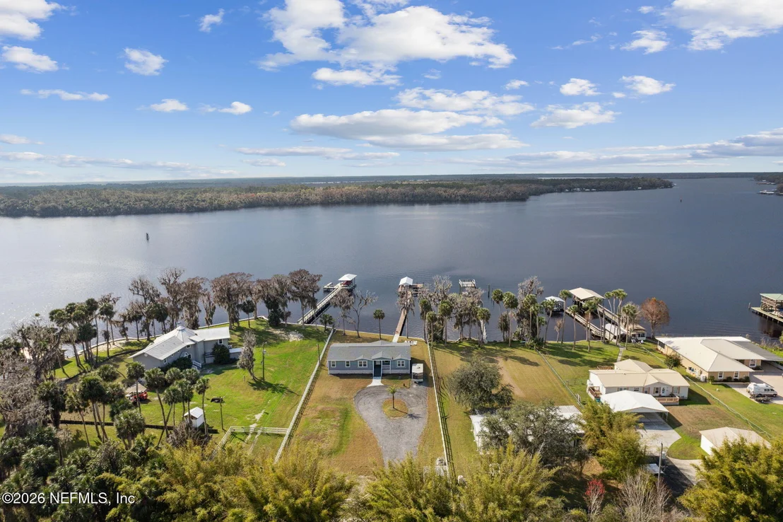 Photo of 208 LAKE GEORGE POINT Drive