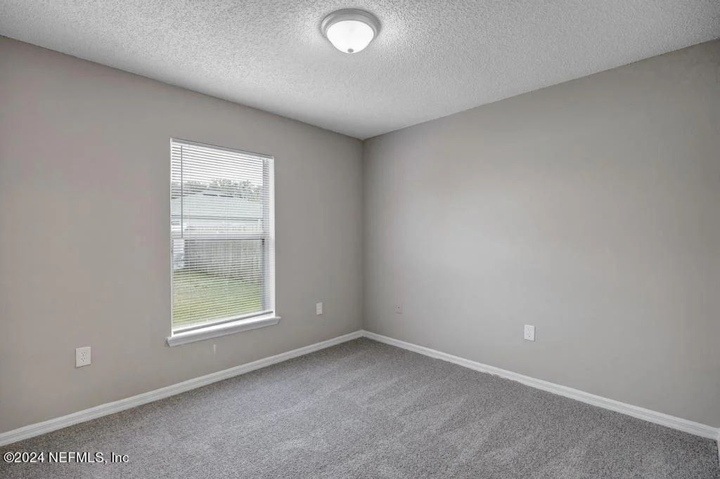 Photo of 1663 HUDDERFIELD Circle W