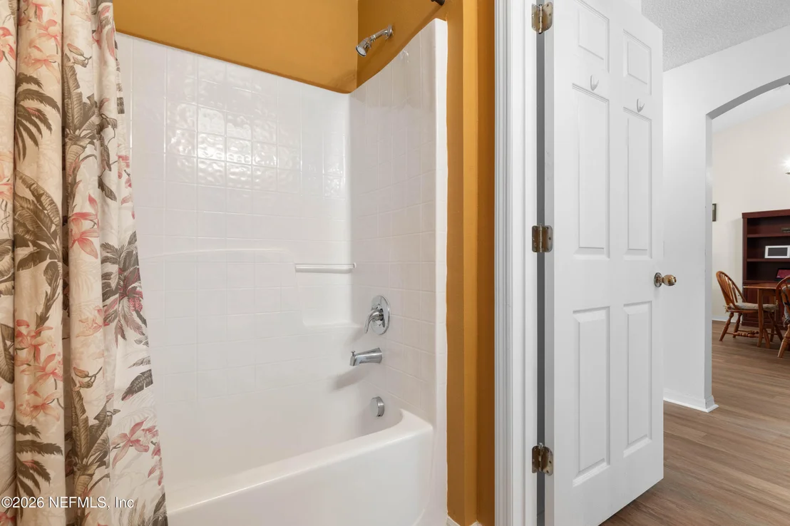 Photo of 38 LLOYD Trail
