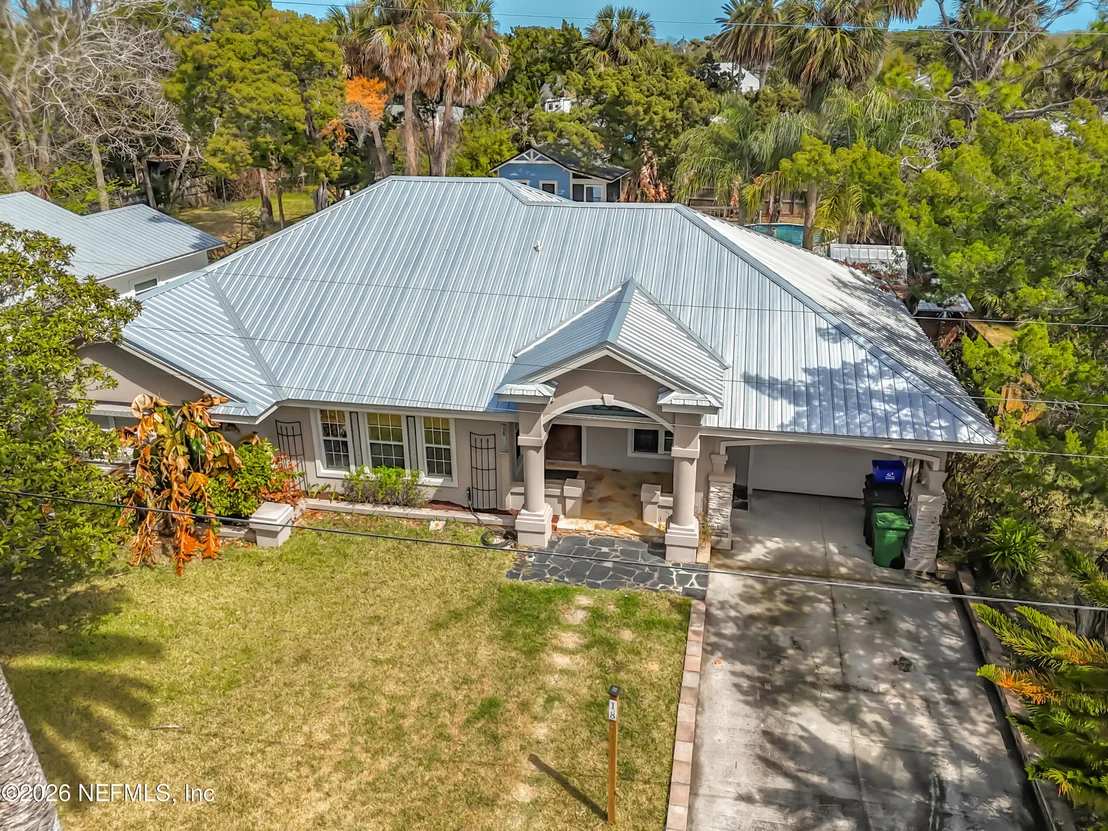 Photo of 18 SOLANO Avenue