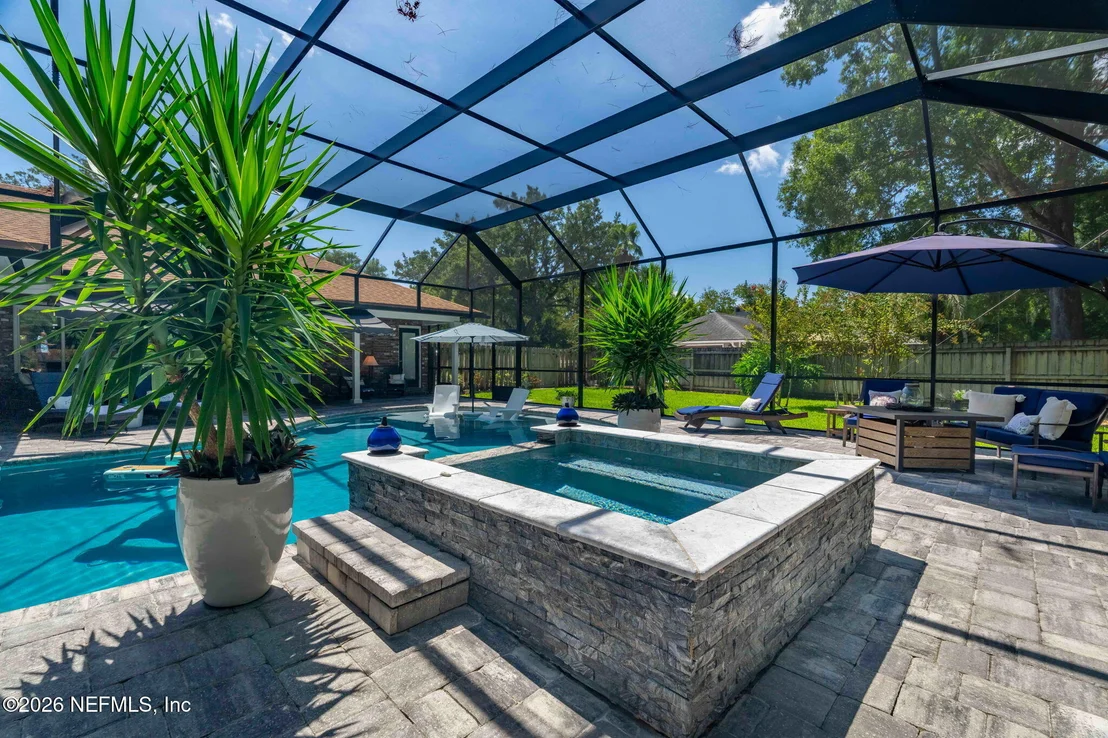 Photo of 8148 BLUE JAY Lane
