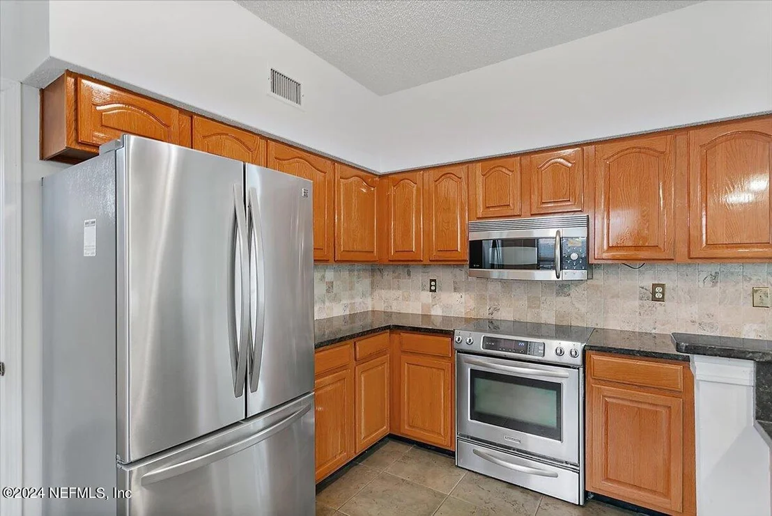 Photo of 513 OLEANDER Street